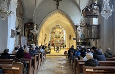 Tolle Stimmung: Jugend spielte steirische Harmonika in der Weizer Taborkirche